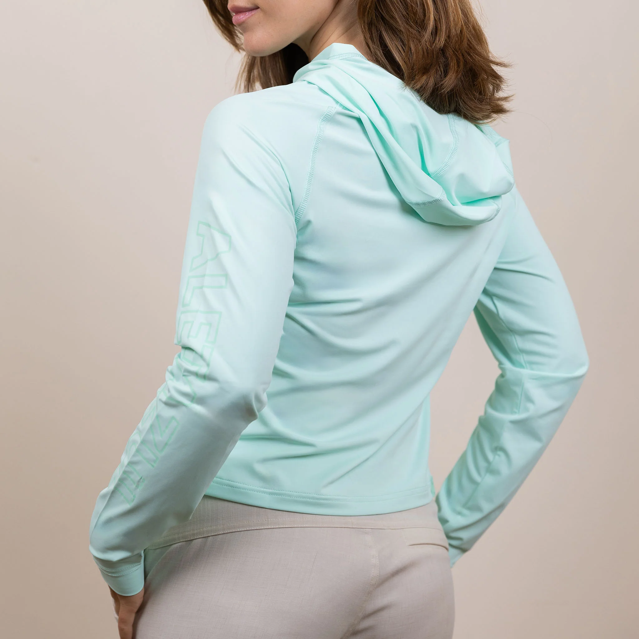 Cropped Hooded Sunshirt - Image 49