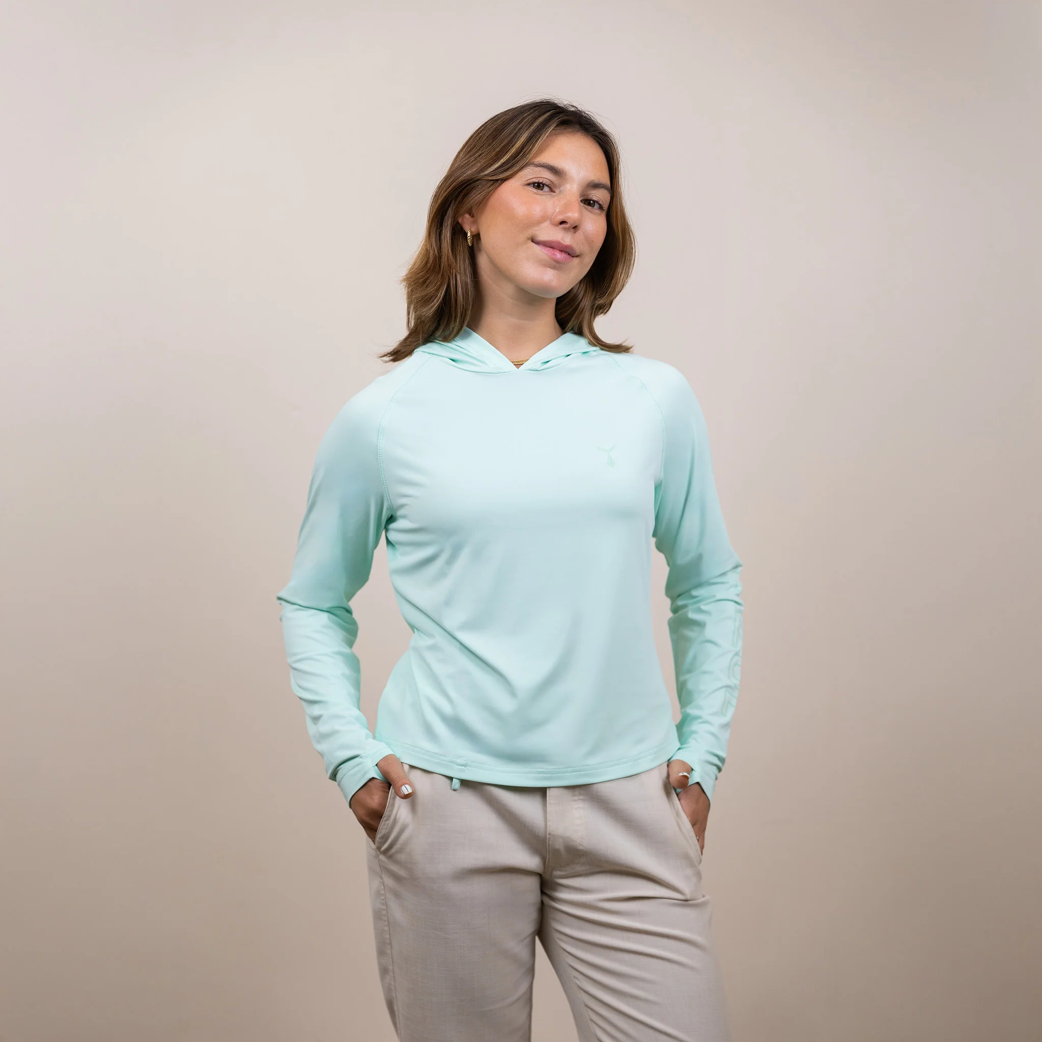 Cropped Hooded Sunshirt - Image 53
