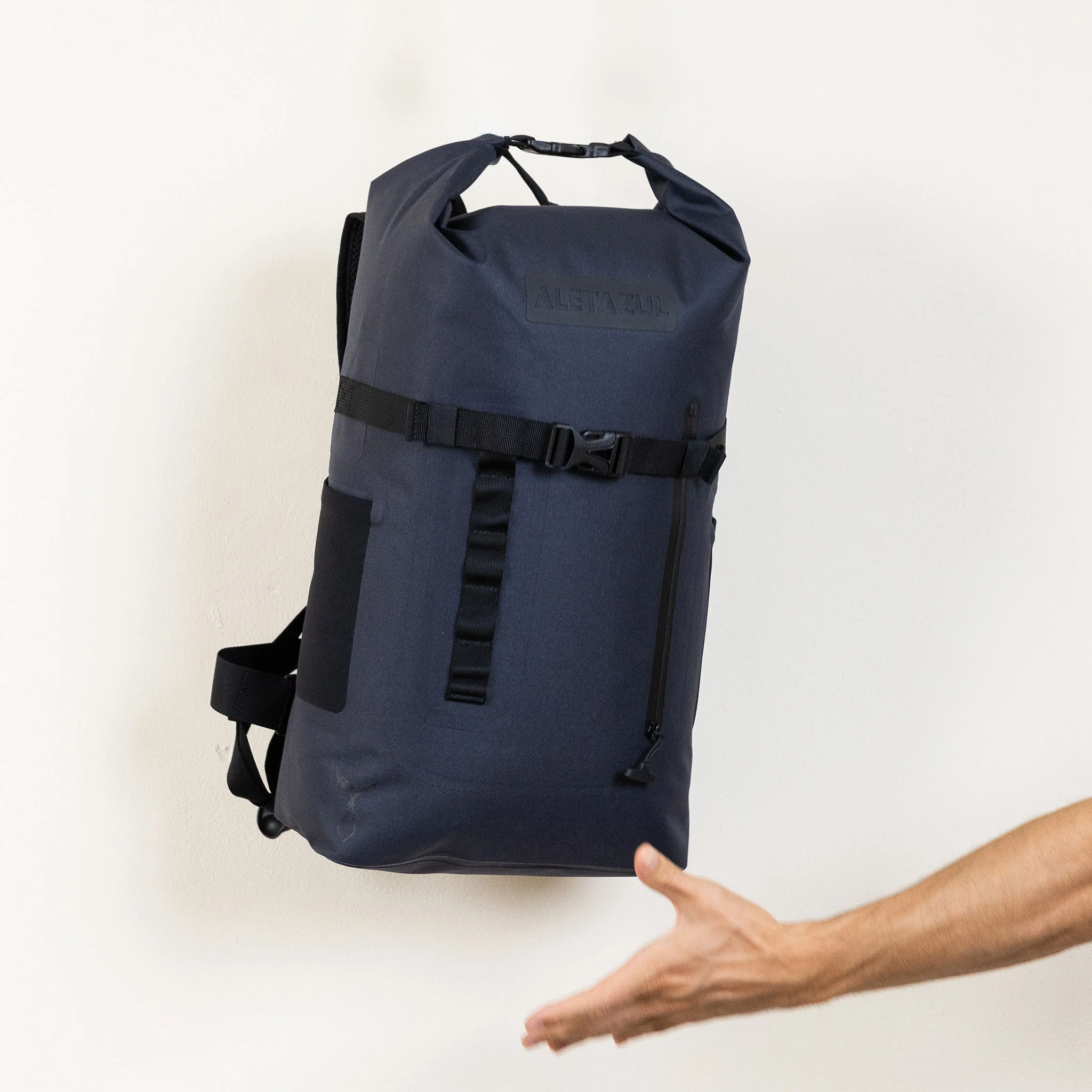 DryBackpack - Image 29