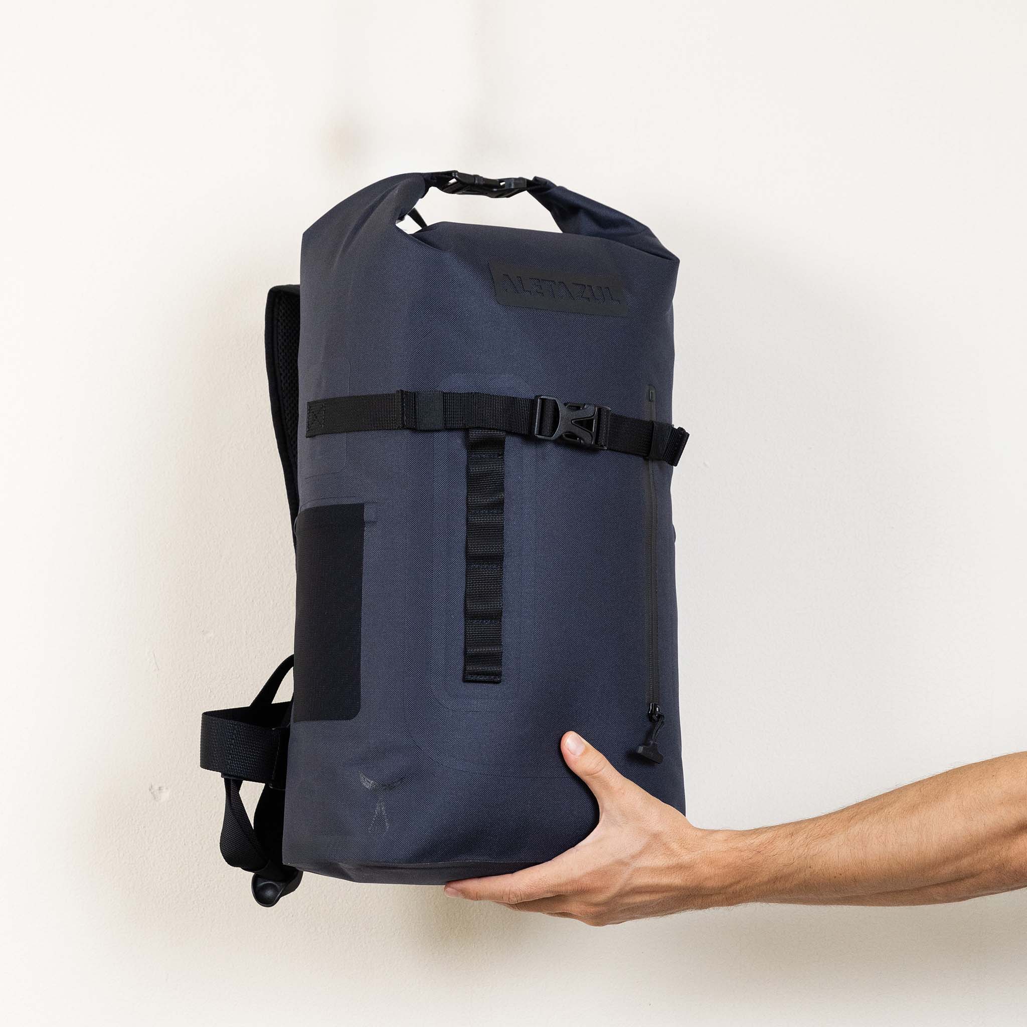 DryBackpack - Image 30